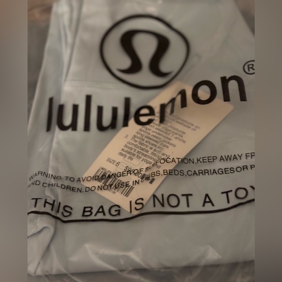 Lululemons align straight leg leggings! - Picture 8 of 9